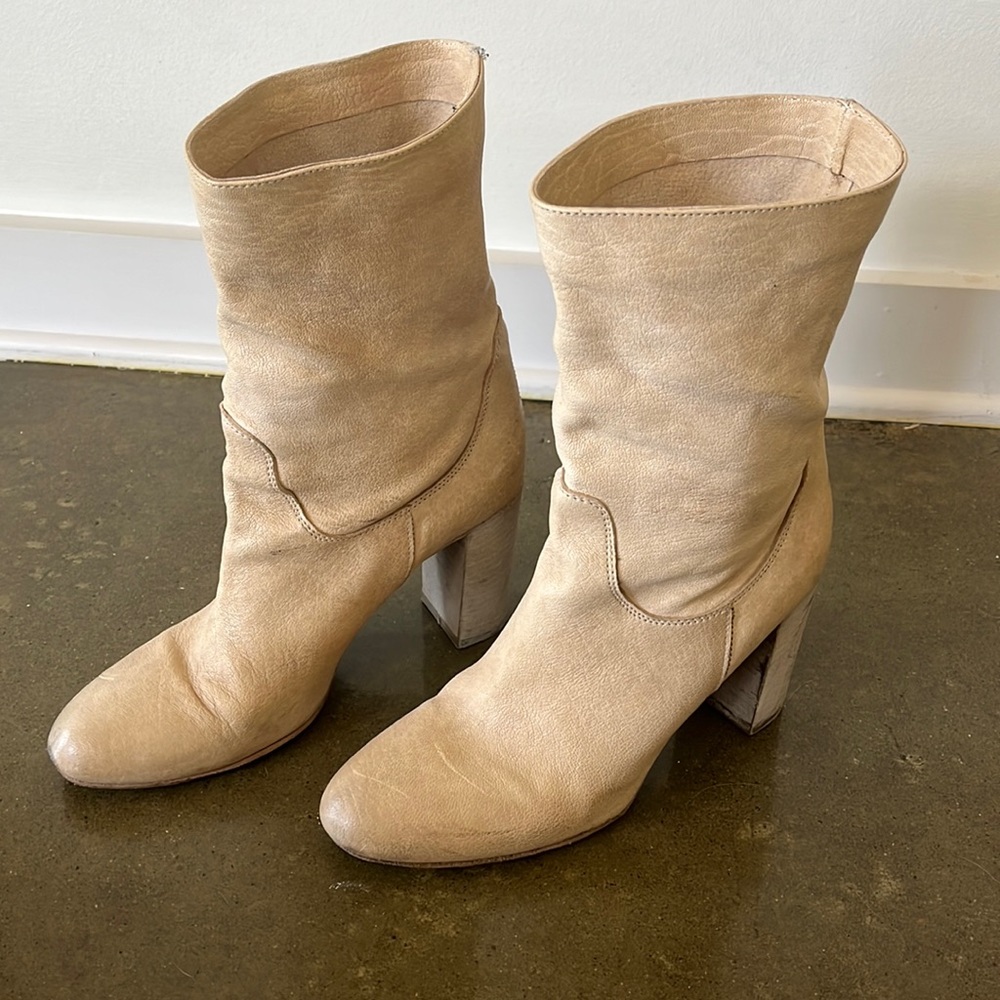 Free People Boots Size 9